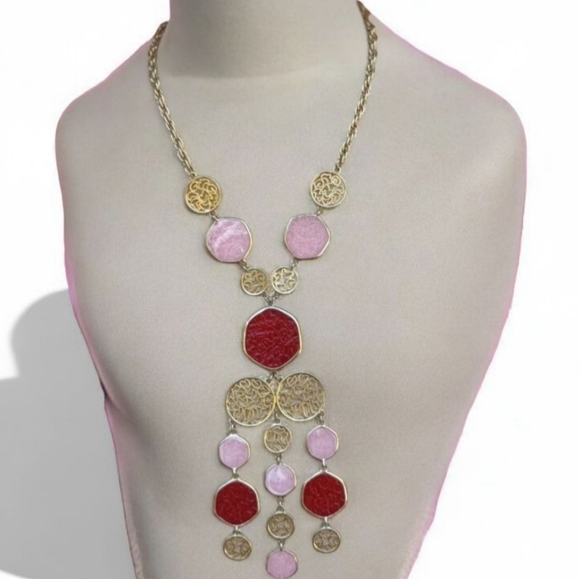 Vintage Jewelry - Vintage Pink And Red Molded Plastic Necklace